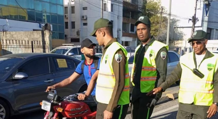  ¡Alerta para motoristas! El alto costo del casco protector se convierte en un obstáculo crucial – ¿Qué está pasando con los precios?